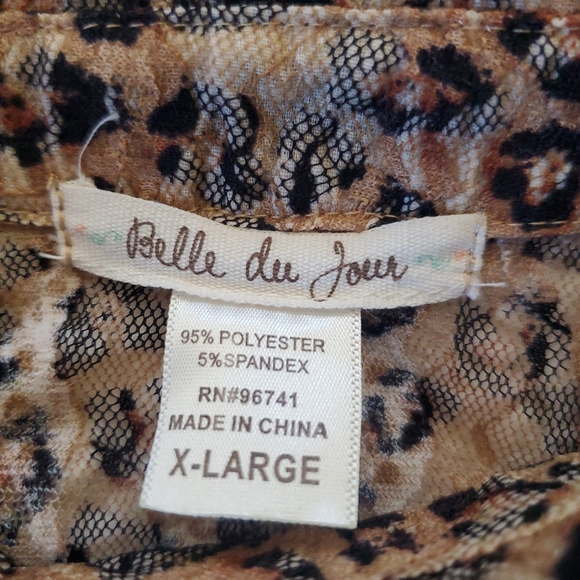 LACE Leopard Print Button Shirt. Size XL. - Picture 3 of 6